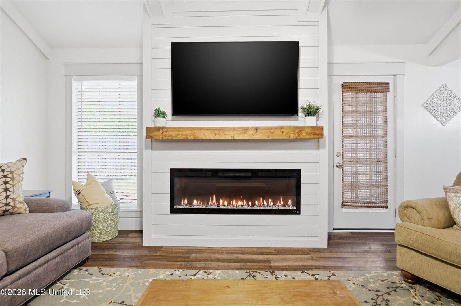 2070 Camp Wilkes Road, Biloxi, MS 39532