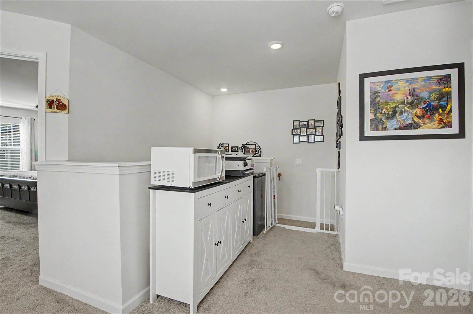 33 Cedar Hill Road, Hendersonville, NC 28792