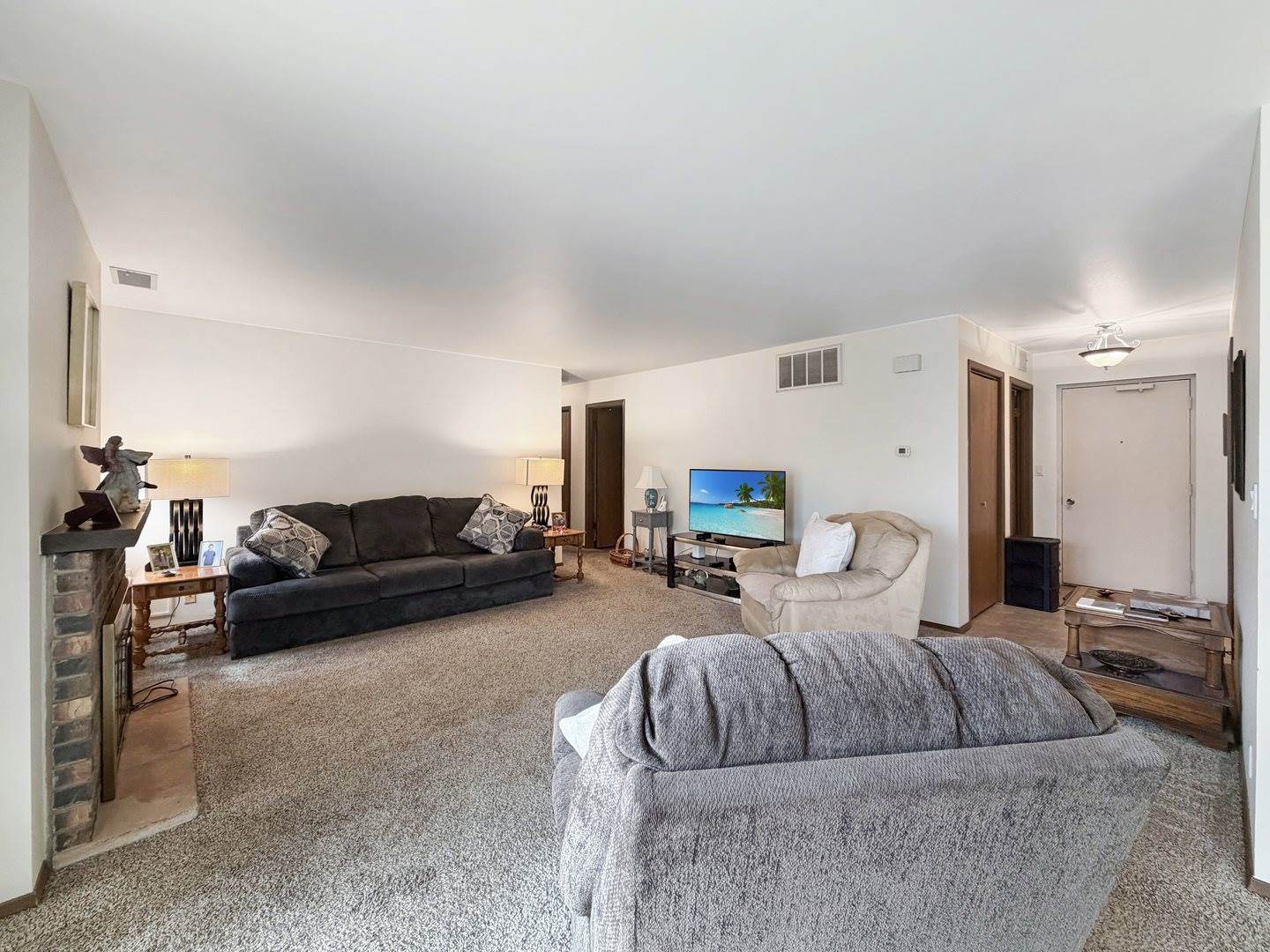 1801 South Yellow Creek Court, #A1, Freeport, IL 61032