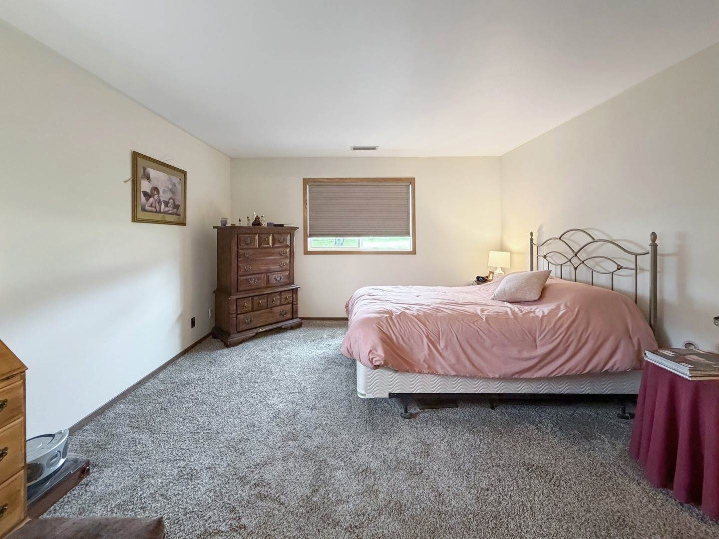 1801 South Yellow Creek Court, #A1, Freeport, IL 61032