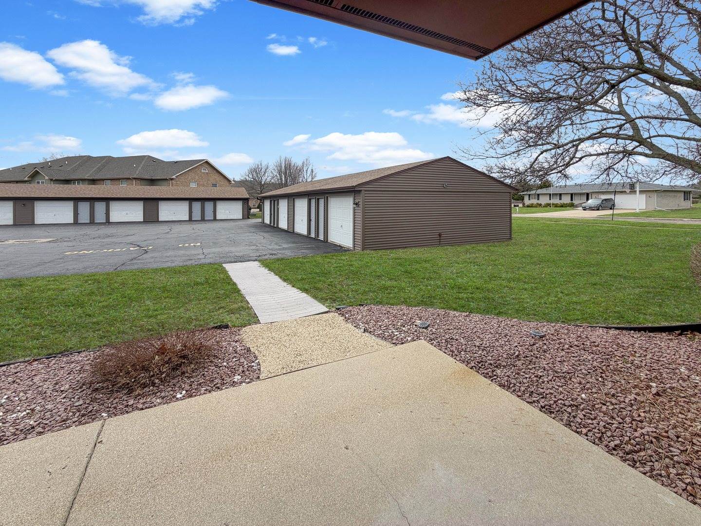 1801 South Yellow Creek Court, #A1, Freeport, IL 61032