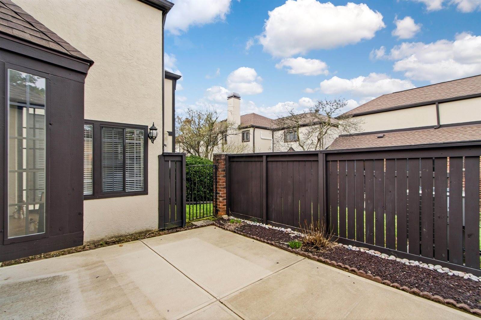 115 Saint Andre Street, Worthington, OH 43085