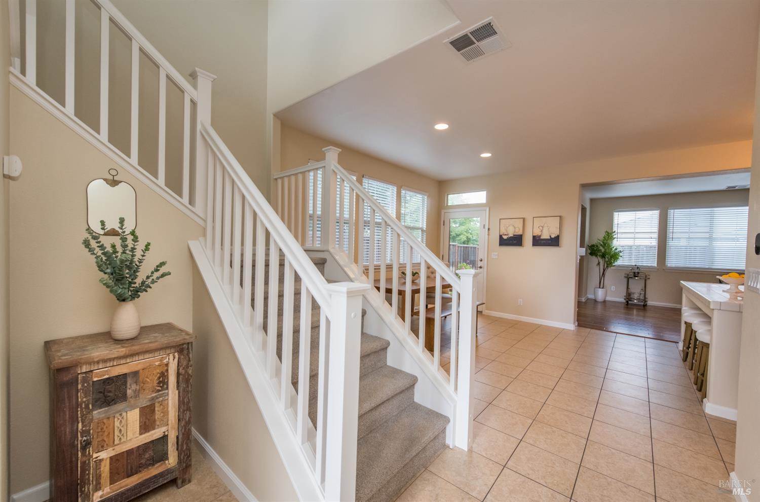 2385 Vera Drive, Santa Rosa, CA 95403