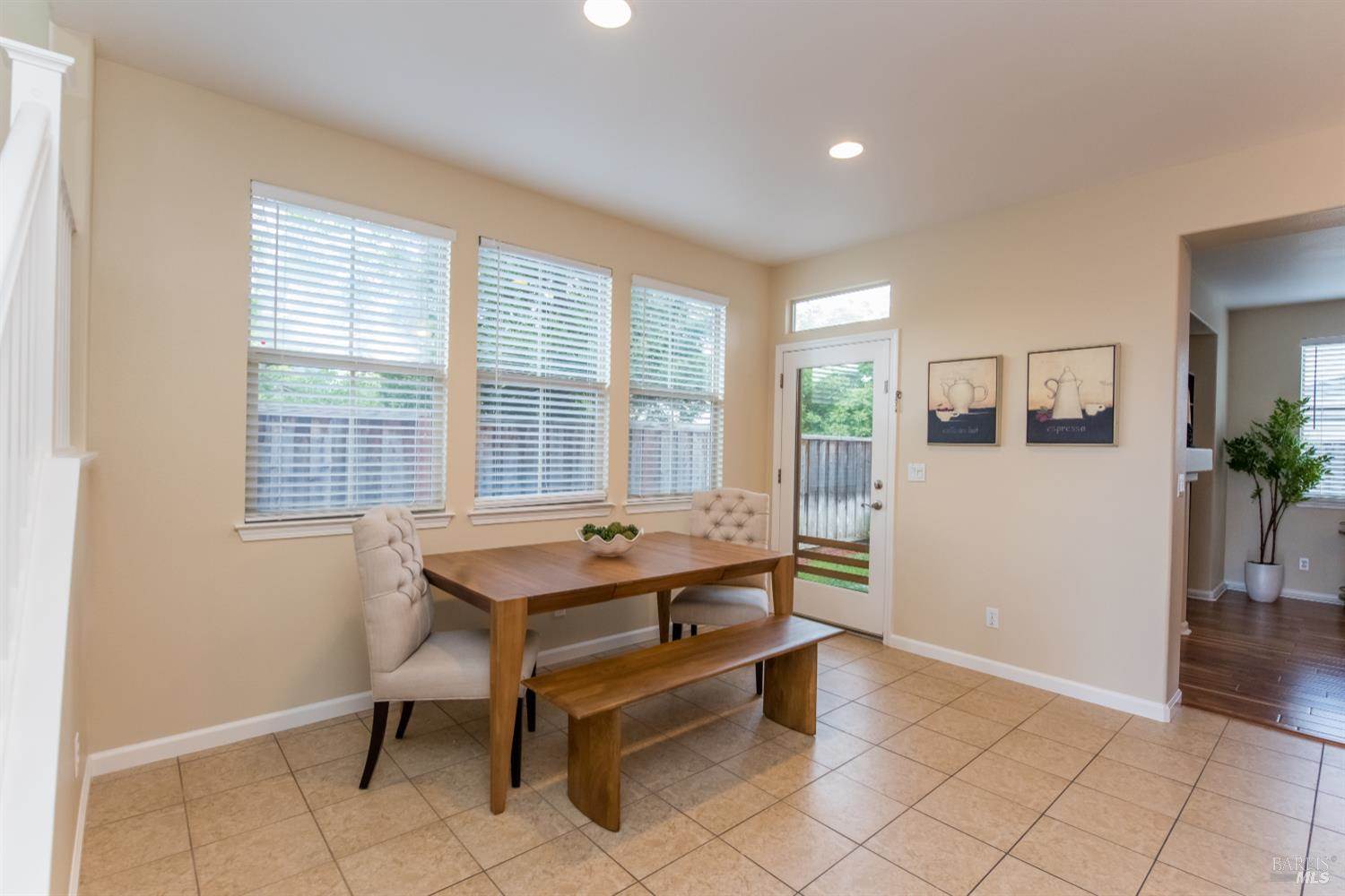 2385 Vera Drive, Santa Rosa, CA 95403