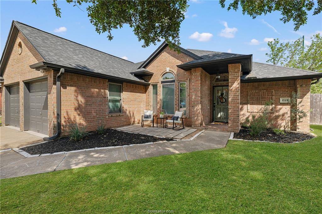 1725 Purple Martin Cove, College Station, TX 77845