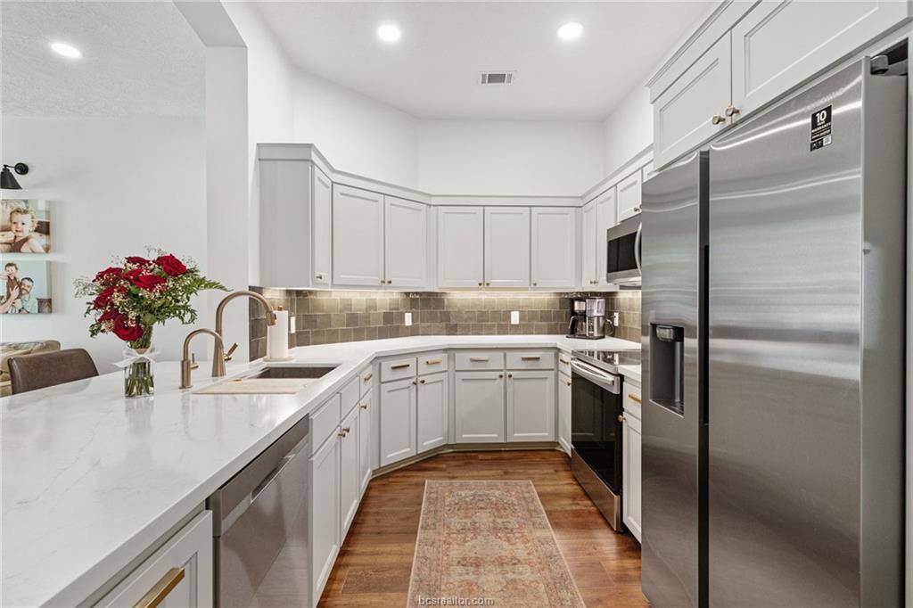 1725 Purple Martin Cove, College Station, TX 77845