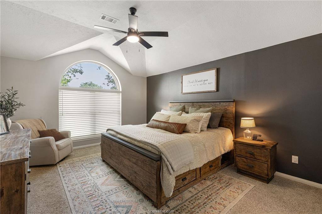 1725 Purple Martin Cove, College Station, TX 77845