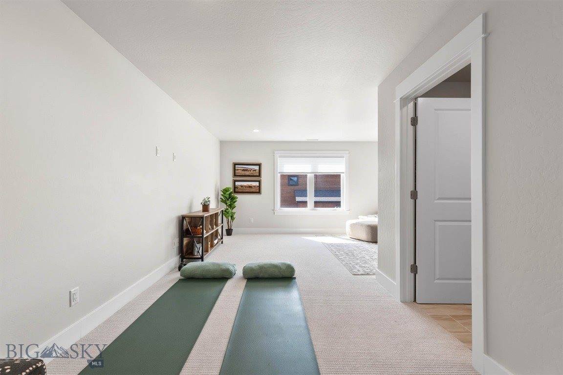 897 White Horse Loop, Bozeman, MT 59718