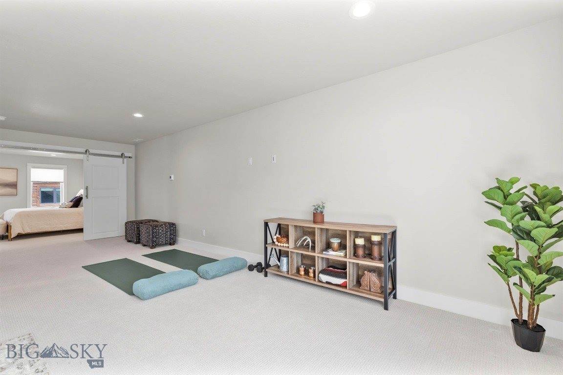 897 White Horse Loop, Bozeman, MT 59718