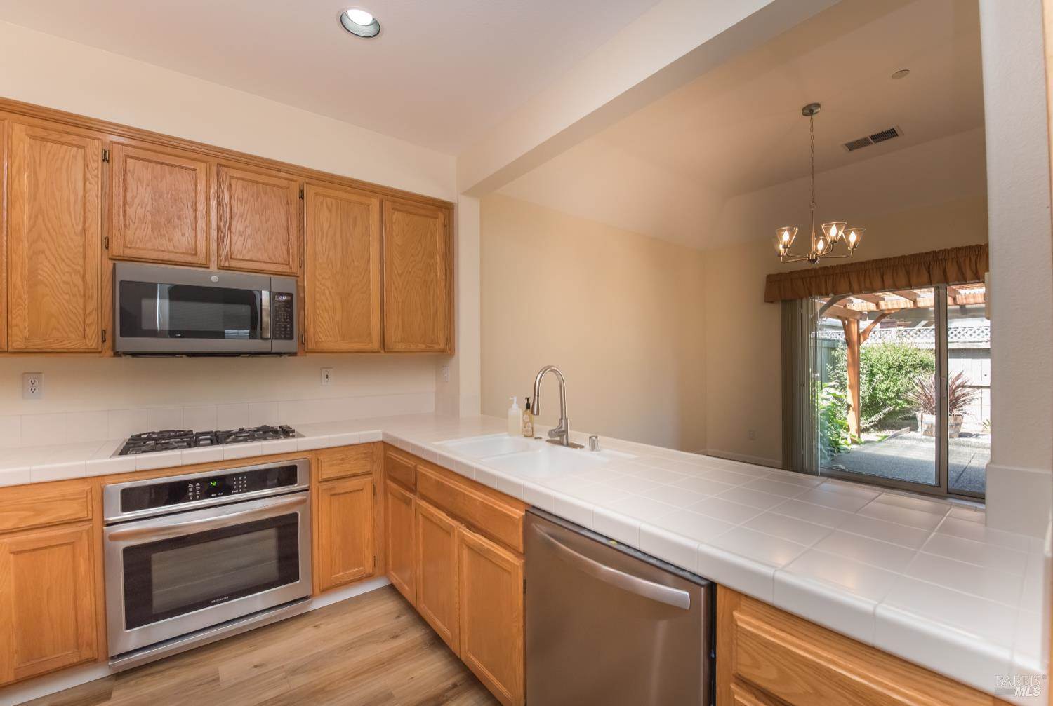 741 Tommy Dorsey Court, Windsor, CA 95492