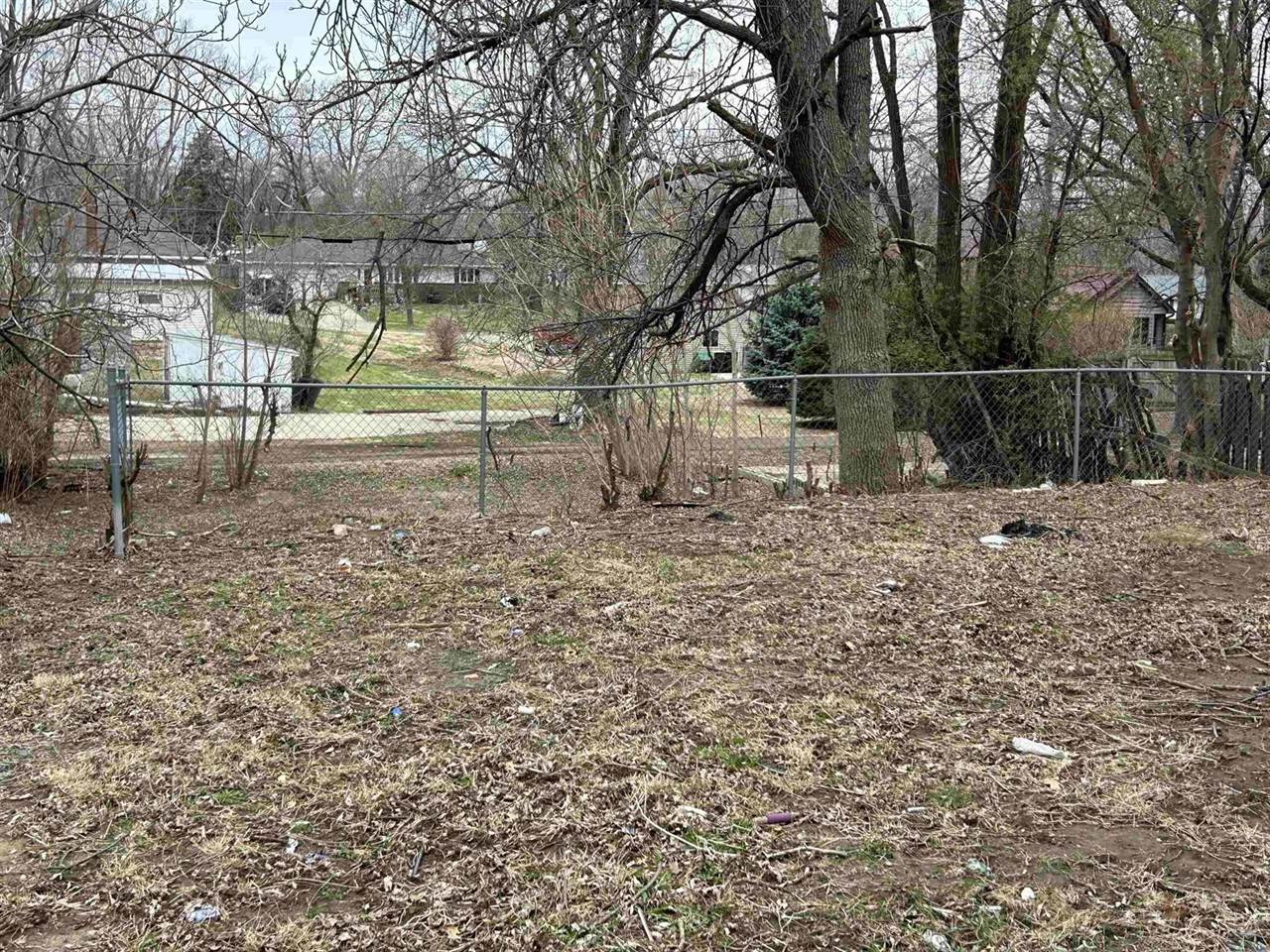 1213 S Helen St, Sioux City, IA 51106