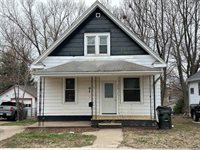 1213 S Helen St, Sioux City, IA 51106