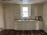 1213 S Helen St, Sioux City, IA 51106