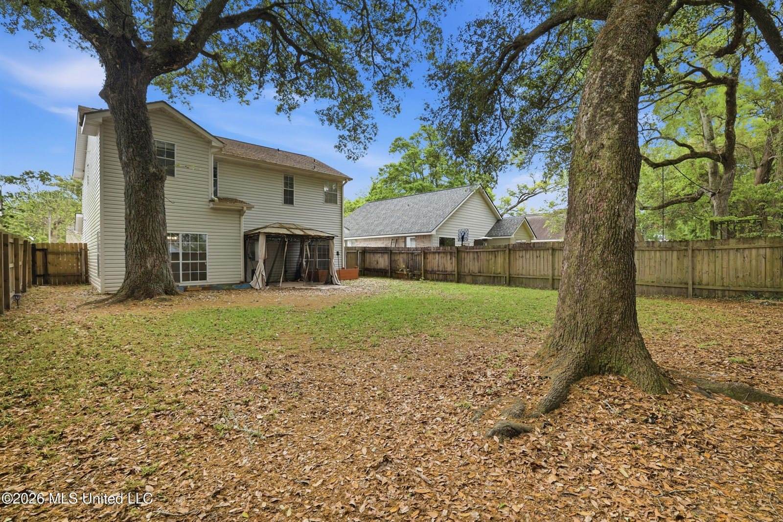 11047 Oakcrest Drive, D'Iberville, MS 39540