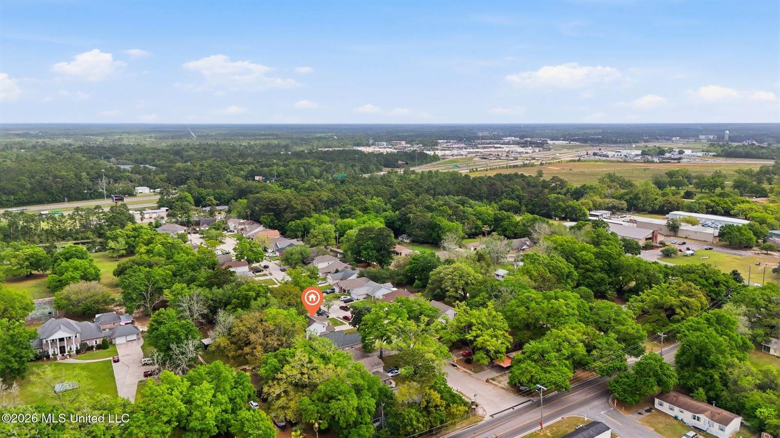 11047 Oakcrest Drive, D'Iberville, MS 39540