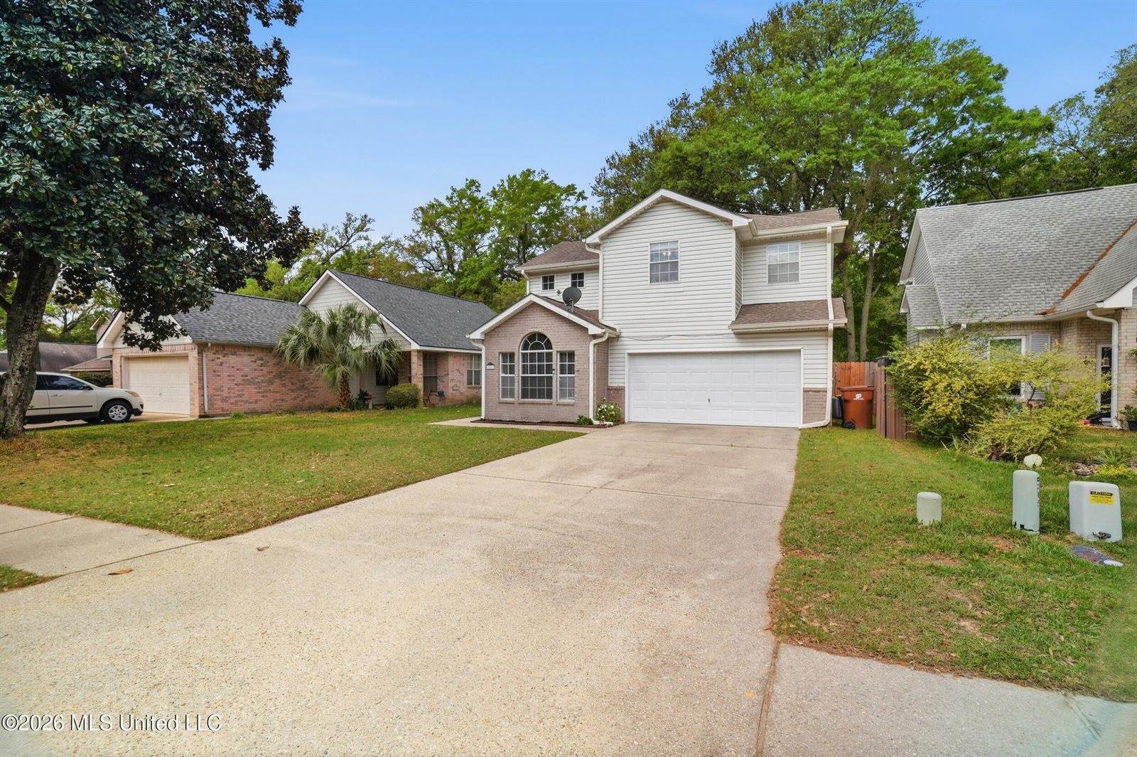 11047 Oakcrest Drive, D'Iberville, MS 39540
