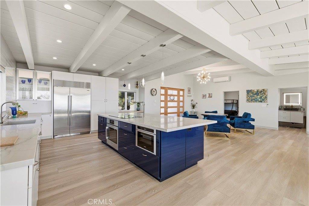 186 North Kalorama, Ventura, CA 93001