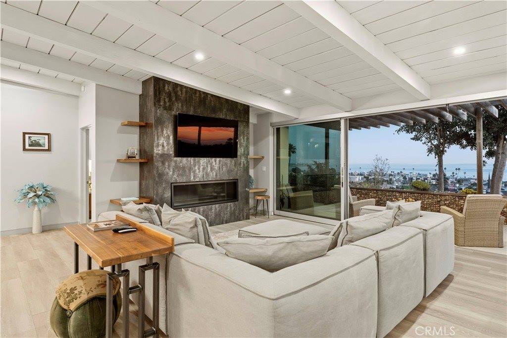 186 North Kalorama, Ventura, CA 93001