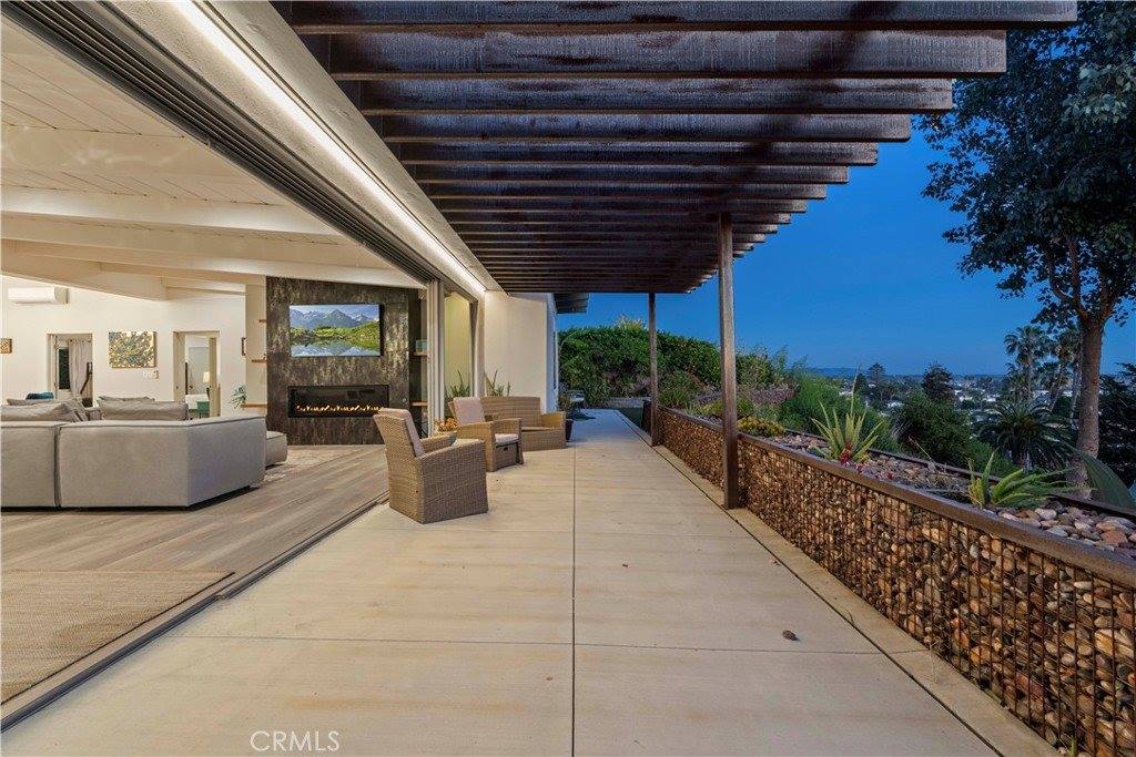 186 North Kalorama, Ventura, CA 93001