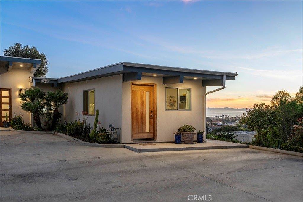 186 North Kalorama, Ventura, CA 93001