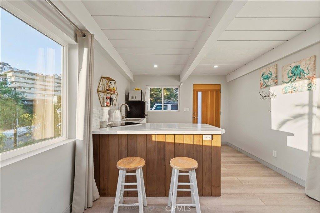 186 North Kalorama, Ventura, CA 93001