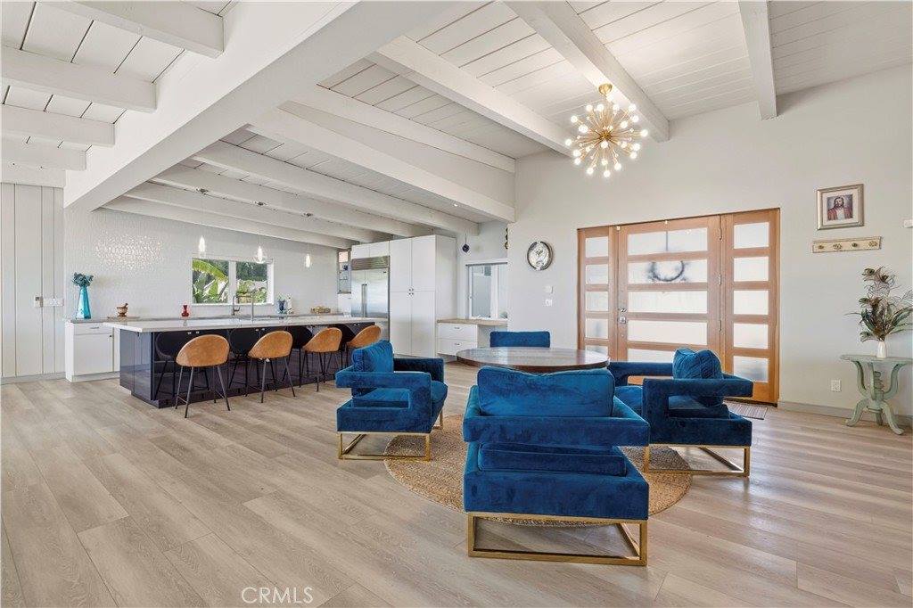 186 North Kalorama, Ventura, CA 93001