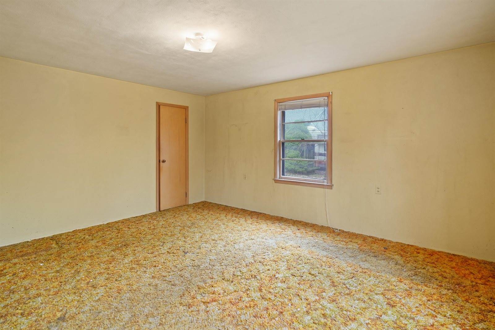 2844 Cozy Acres Rd, Mount Pleasant, WI 53406
