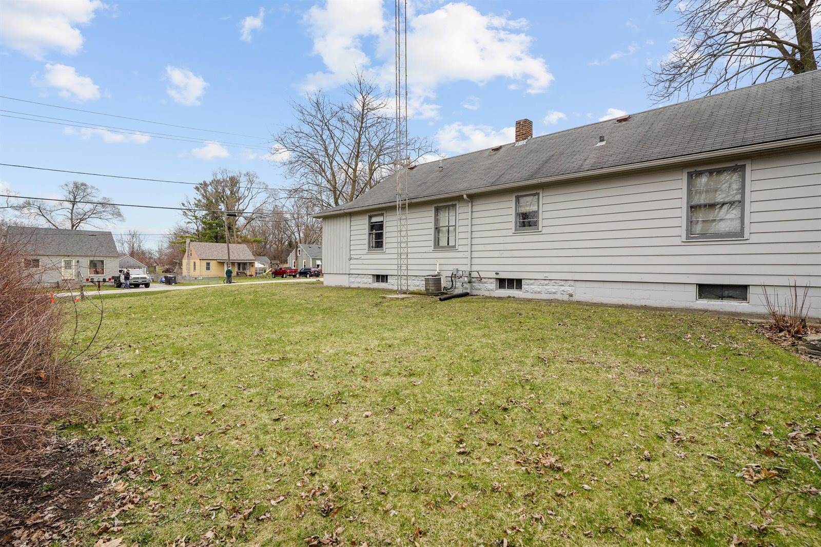 2844 Cozy Acres Rd, Mount Pleasant, WI 53406