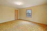 2844 Cozy Acres Rd, Mount Pleasant, WI 53406
