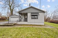 2844 Cozy Acres Rd, Mount Pleasant, WI 53406