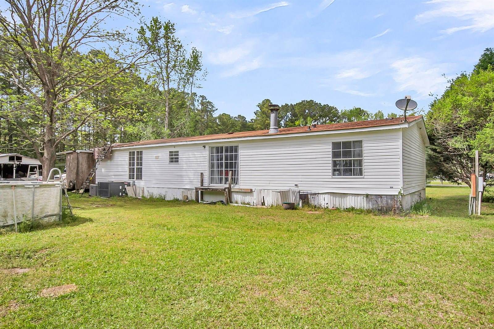 147 Saint Michaels Place, Moncks Corner, SC 29461