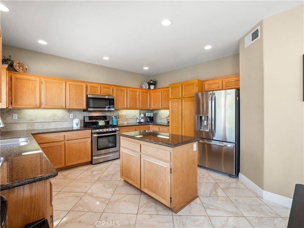 28428 Oak Valley, Castaic, CA 91384