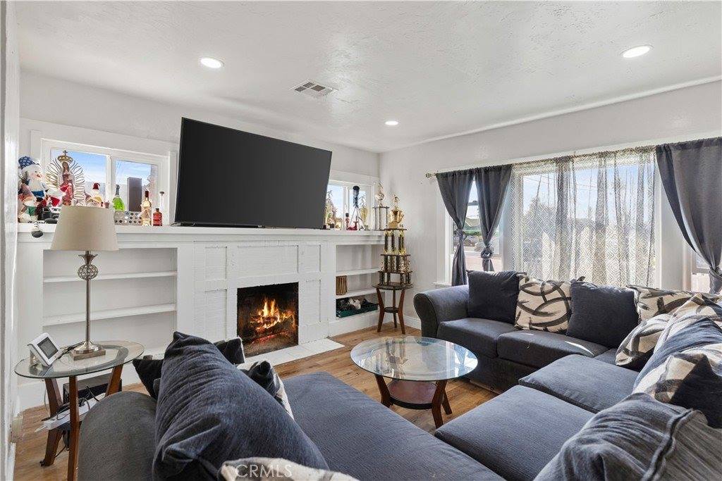 1710 2nd, Bakersfield, CA 93304