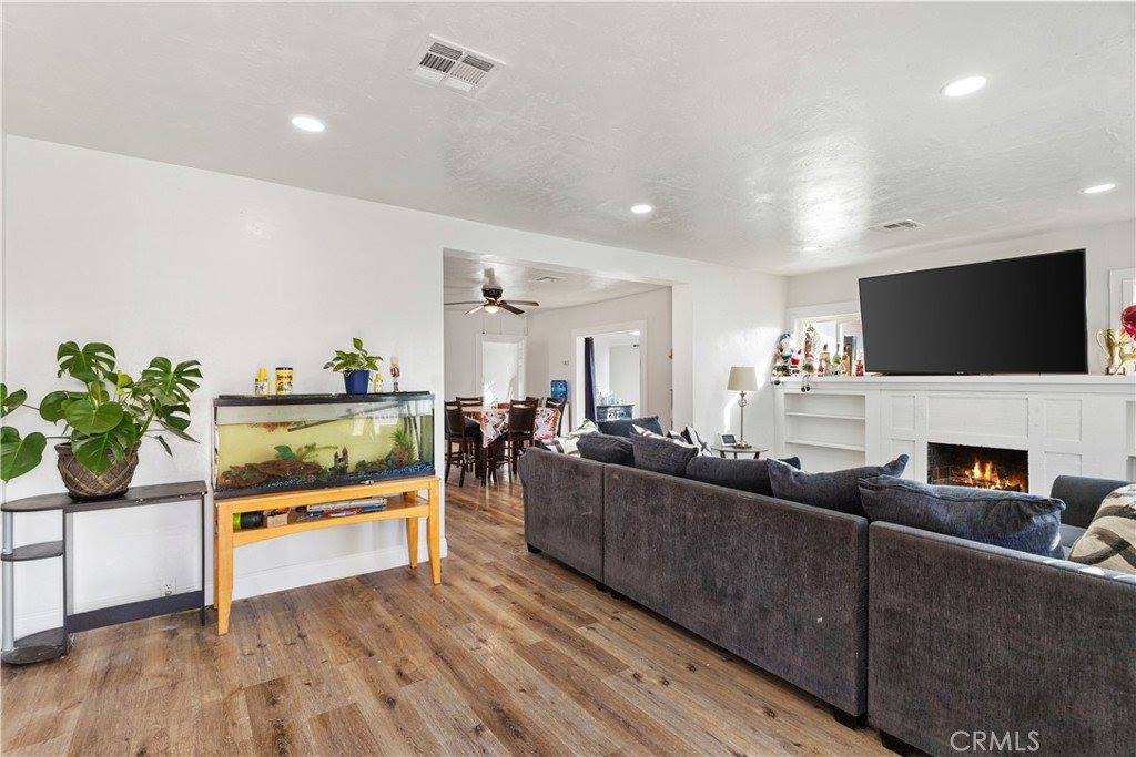 1710 2nd, Bakersfield, CA 93304