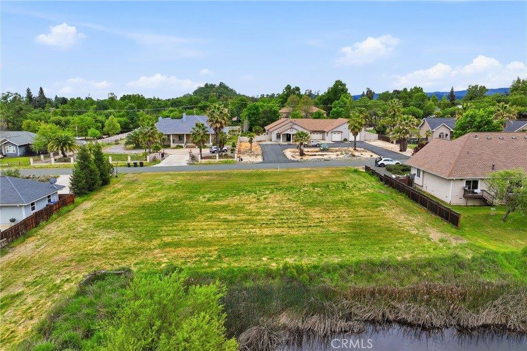 1100 Oak Park, Lakeport, CA 95453