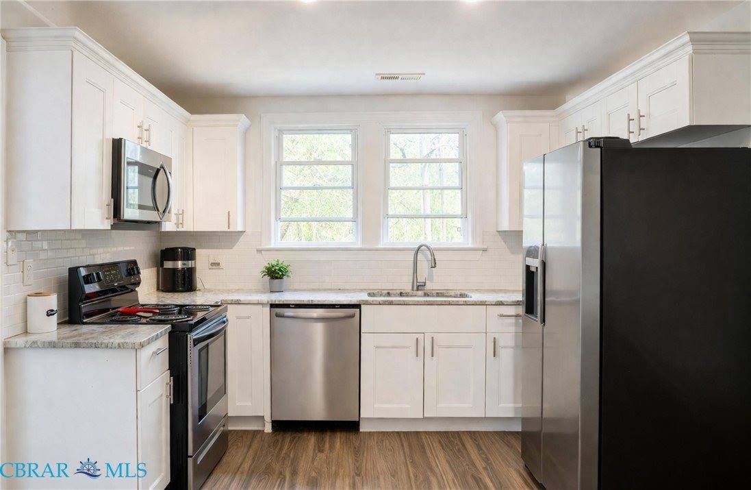 633 Fitchetts Wharf Road, Mathews, VA 23109