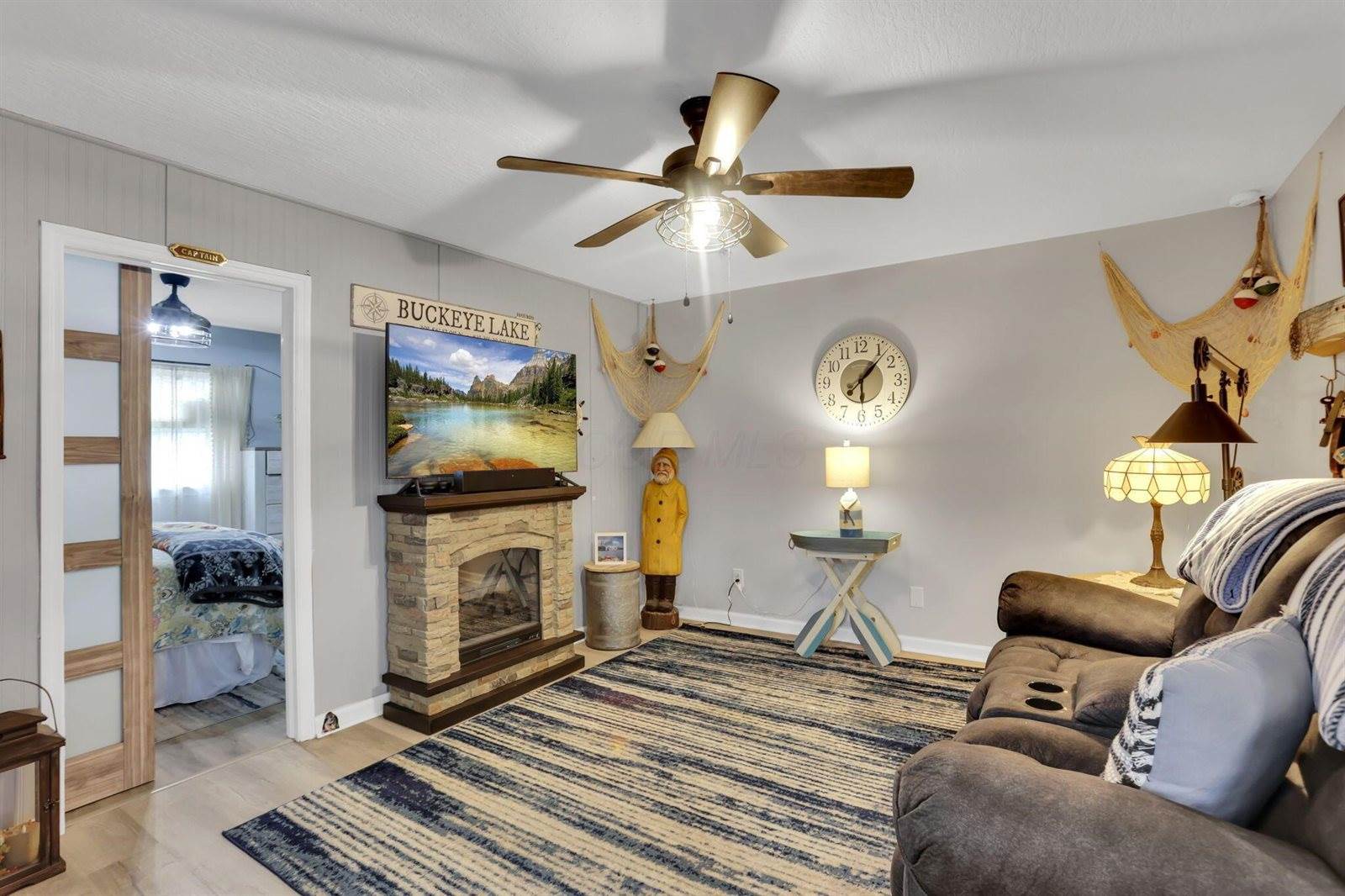 24 Maple Avenue, Thornville, OH 43076