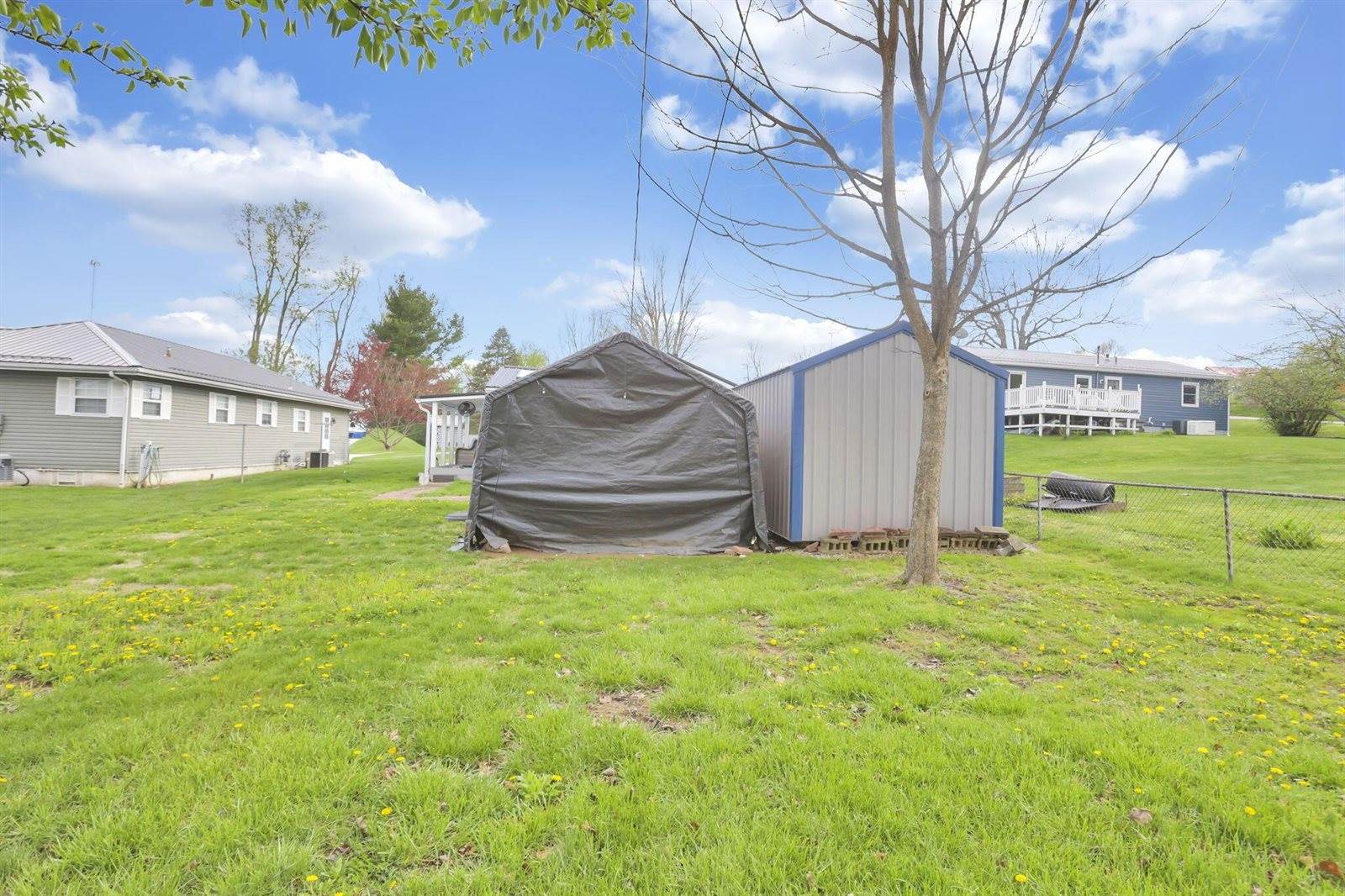 24 Maple Avenue, Thornville, OH 43076