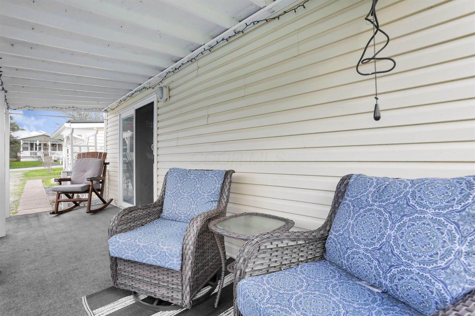 24 Maple Avenue, Thornville, OH 43076