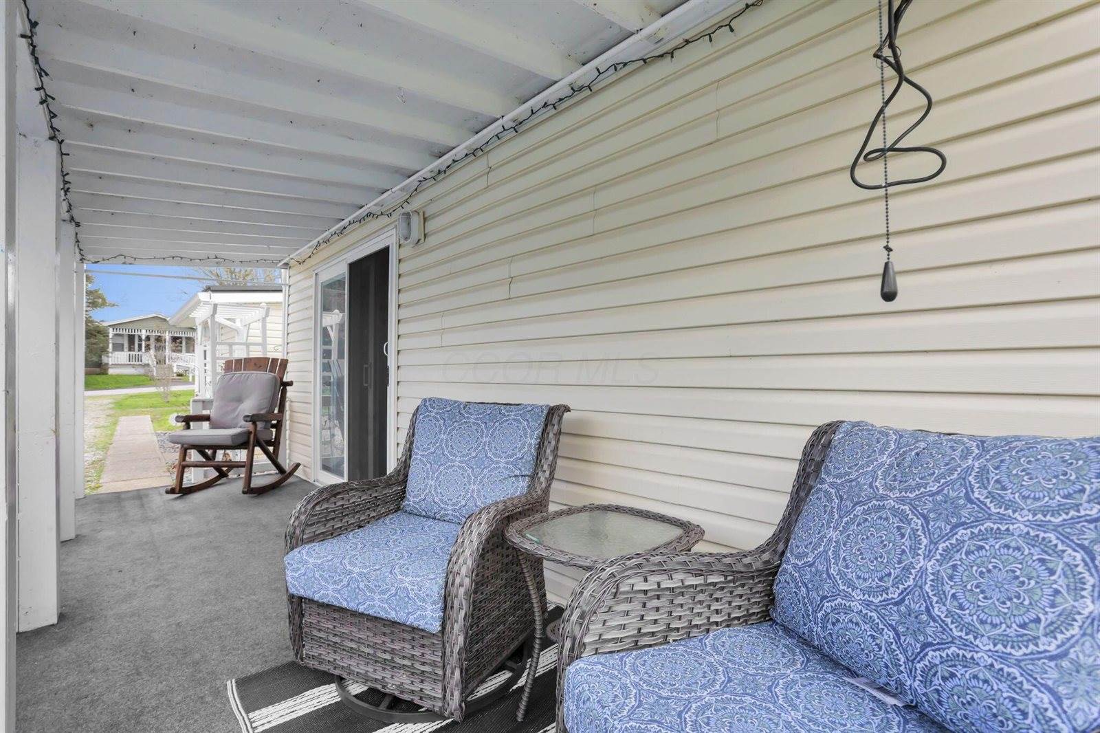 24 Maple Avenue, Thornville, OH 43076