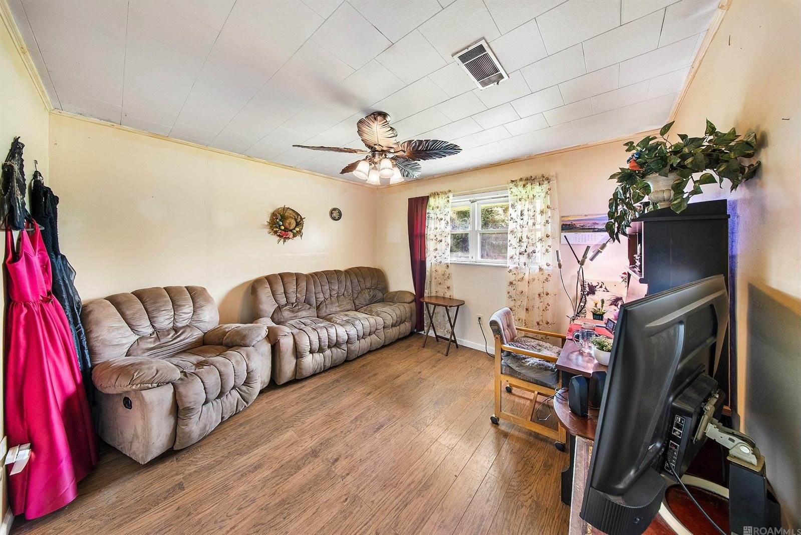 11163 Hwy 22, Saint Amant, LA 70774