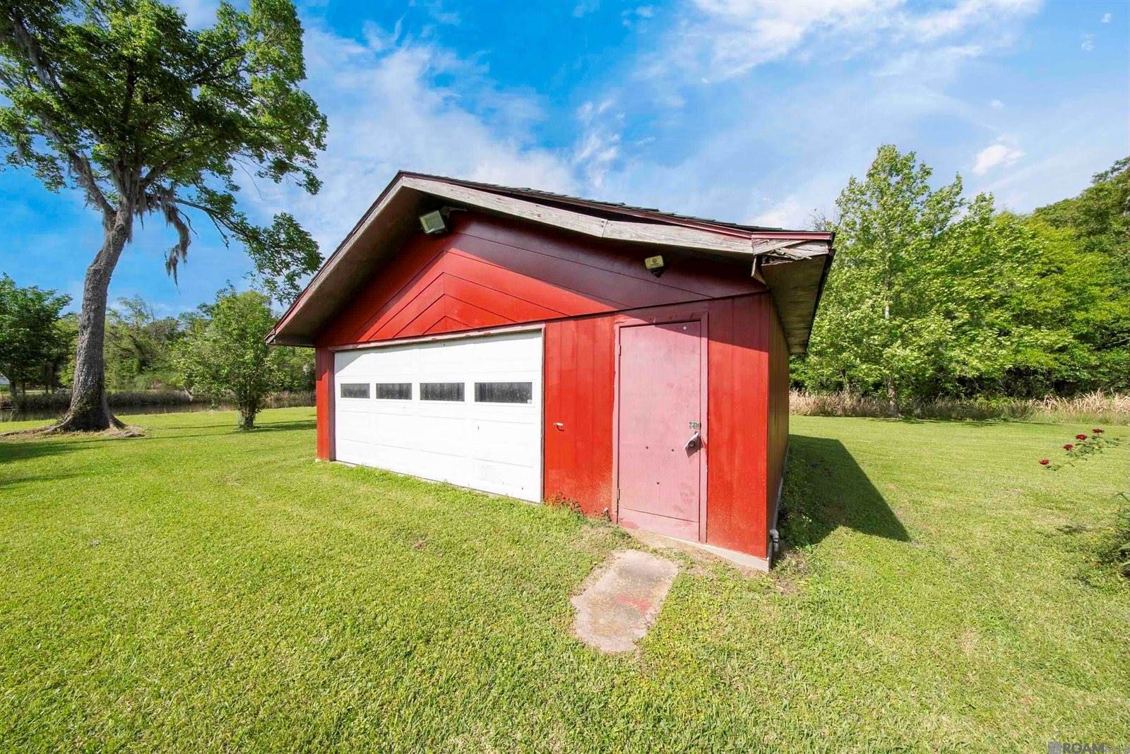 11163 Hwy 22, Saint Amant, LA 70774