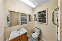 11163 Hwy 22, Saint Amant, LA 70774