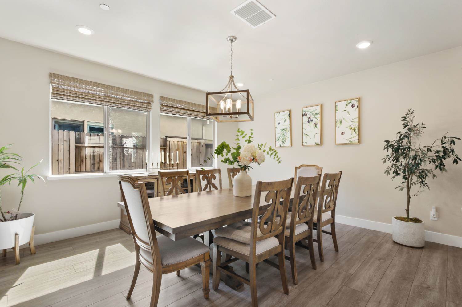 1916 Beale Circle, Lincoln, CA 95648