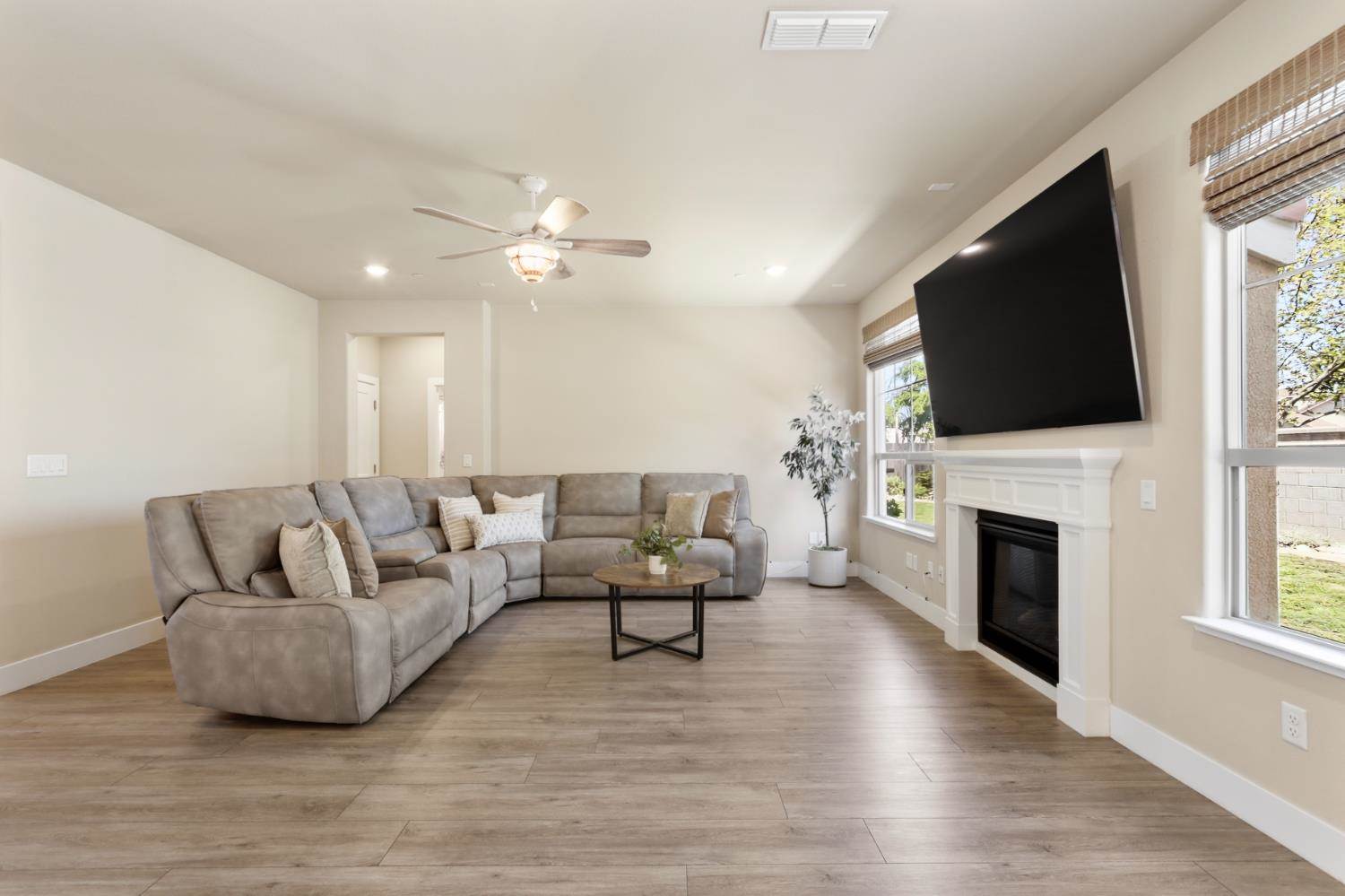 1916 Beale Circle, Lincoln, CA 95648