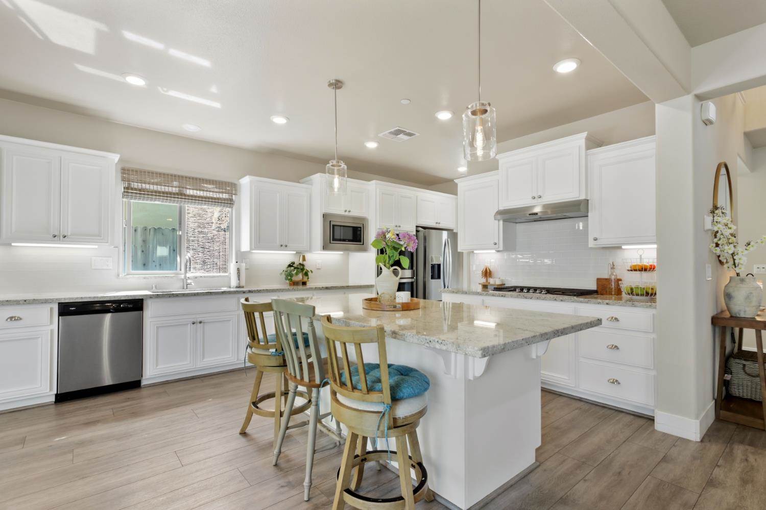 1916 Beale Circle, Lincoln, CA 95648