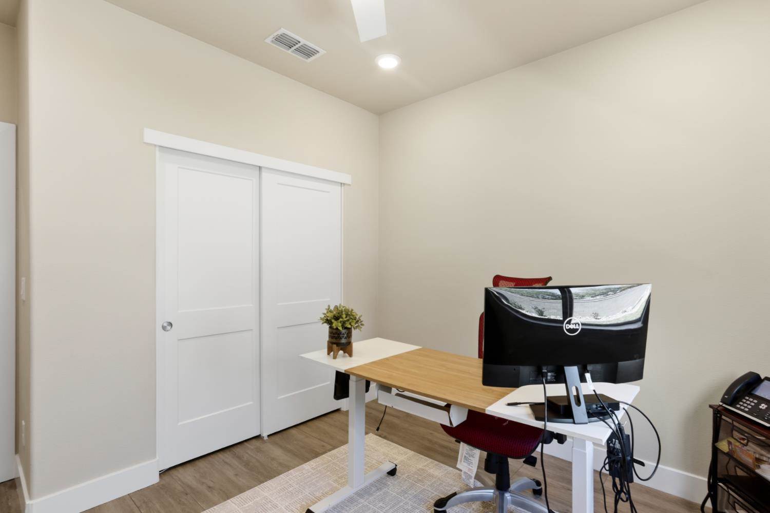 1916 Beale Circle, Lincoln, CA 95648