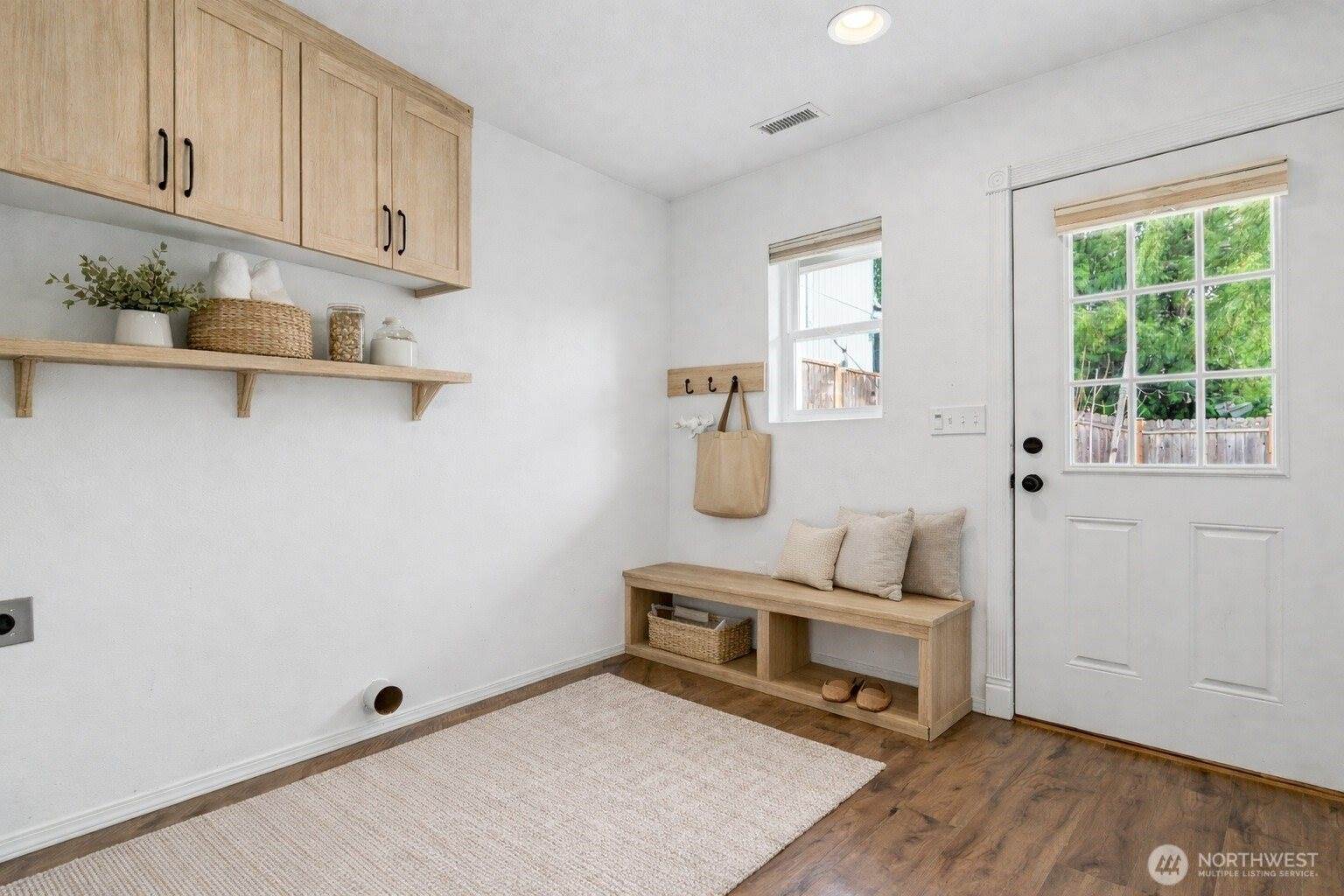1209 9th Avenue SE, Olympia, WA 98501