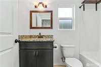 1209 9th Avenue SE, Olympia, WA 98501