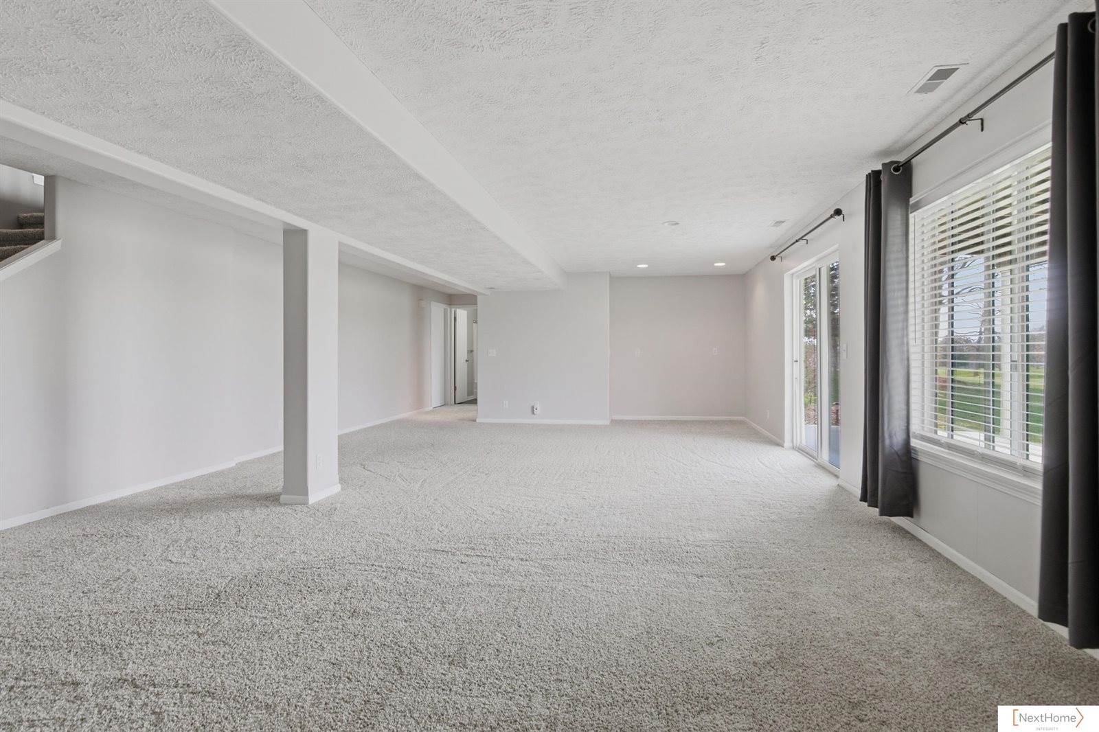 21902 Woodland Hills Circle, Eagle, NE 68347
